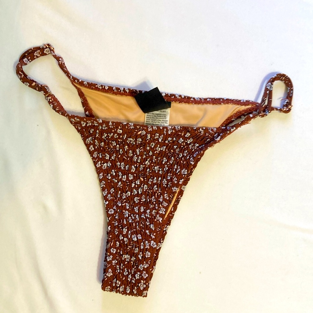 Cotton On Body High Waisted adjustable straps Floral Bikini Bottom